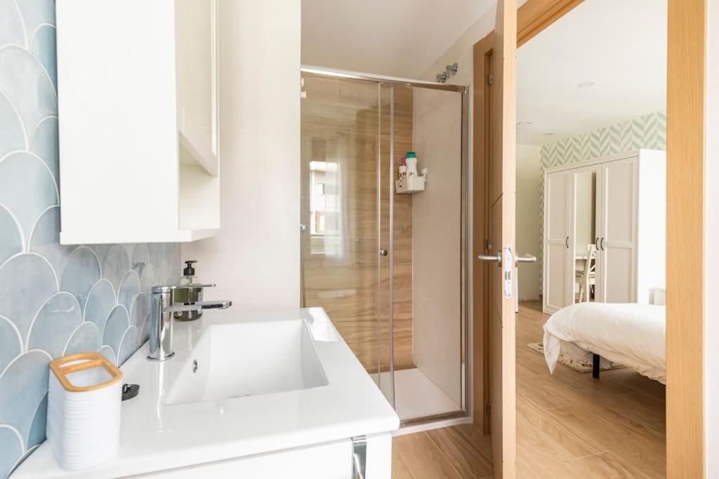 Apartamento El Toison 21 Parking Gratis-6 Pax Centro-Historico Bilbao Exterior foto