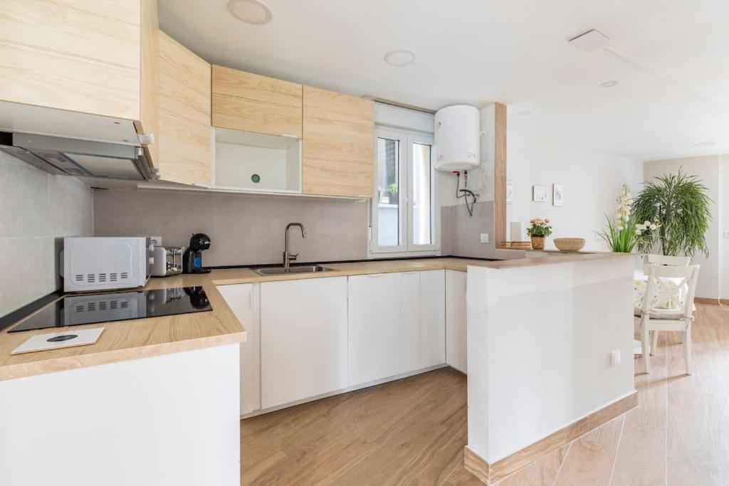 Apartamento El Toison 21 Parking Gratis-6 Pax Centro-Historico Bilbao Exterior foto